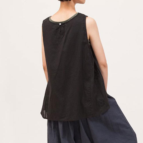 RHヨコ刺繍ノースリトップ